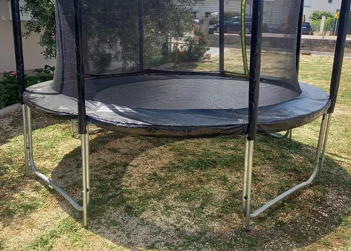 Semesterbostad Silvija *